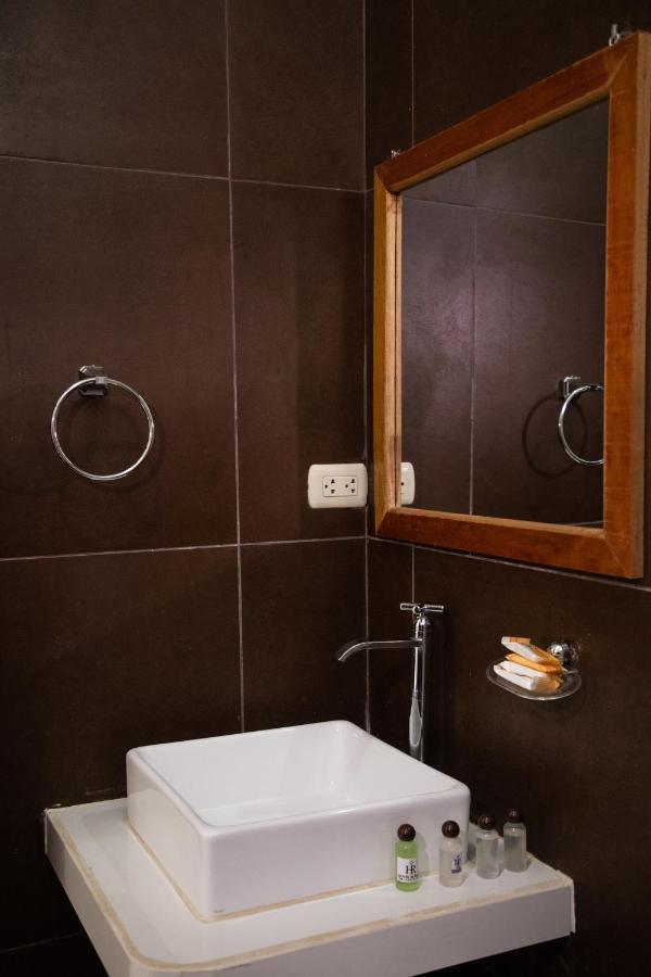 Hotel Rulman Puerto Maldonado Bagian luar foto