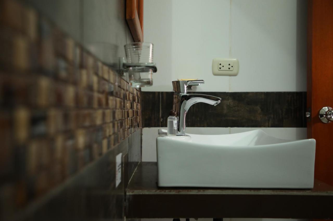 Hotel Rulman Puerto Maldonado Bagian luar foto